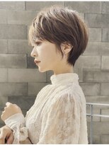 アイドットプラス 札幌大通り(i.+ODORI)&nbsp;前髪あり小顔くせ毛カバーベージュカラー丸みショートボブヘア