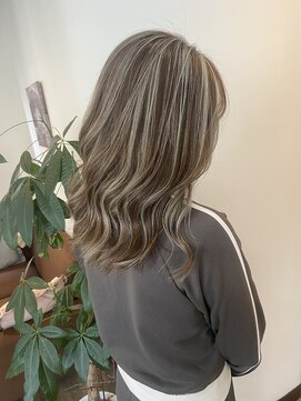 アチェロプラス 幸手店(acero+) 細めしっかりハイライト！