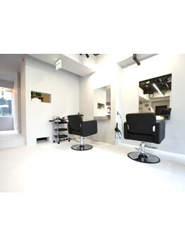 和やかな雰囲気と、居心地の良さが人気の秘訣♪アットホームな雰囲気で、何でも相談しやすい◎