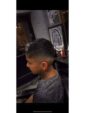 エーピーティートアウエスト(APT. TOR WEST) feather up