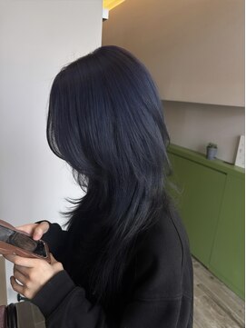 ハッシュカット×ブルージュカラー