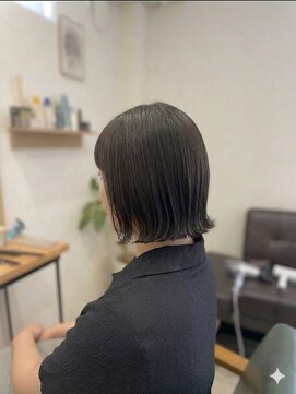 ルーム(room) 【Ate森田】★大人女性にも大人気切りっぱなしボブ★