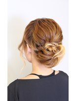 ルーラ ヘアー(RULA hair) インナーカラーでカジュアルアレンジ♪