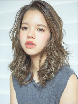 ラレイ(Lalei) 【Lalei】大人かわいいふわミディ　表参道/青山