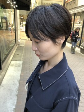 ワンバイワンクラッカ(one by one CLACCA) スタイリッシュ大人ショート