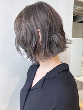 アルバム 新宿(ALBUM SHINJUKU) スモーキーブルージュミニボブ_セシルカット_ba299743