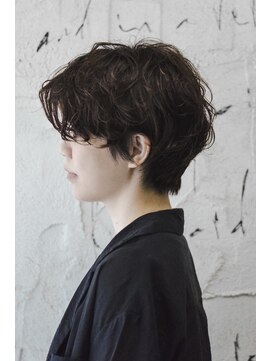 髪と生活 美容室 ショートカットをウェーブに。