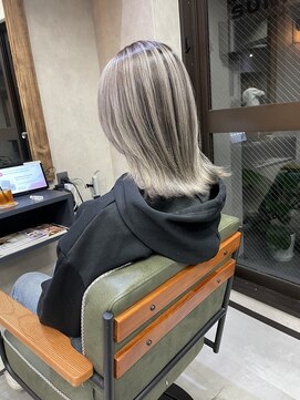 サニー 渋谷(SUNNY) バレイヤージュ、グレージュカラー、ハイライト、ココアベージュ