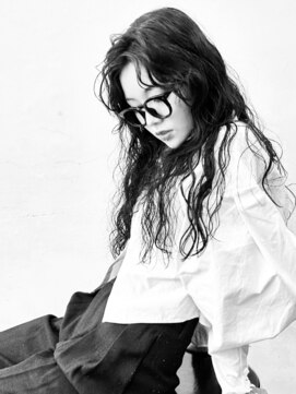 ココ 原宿(KOKO) 【KOKO_TOKYO】#10代20代30代#シルキーベージュ#ロングパーマ