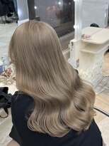 ユーフォリア 池袋東口駅前店(Euphoria) 【Euphoria MITSUKI】冬だからやりたいホワイトベージュ