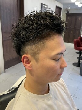 グレイスフルバーバーロンドン 大宮店(Graceful Barber London) ロンドンツーブロハードパーマ【大宮/バーバー】