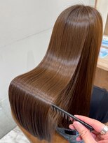 アテナ(ATENA)&nbsp;髪質改善ストレートで乾かすだけでまとまるスタイル【中嶋翔也】