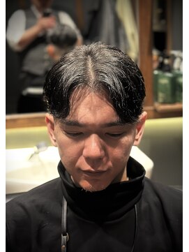銀座 シノ 本店(shino) <理容室>メンズ　パーマ　ニュアンスパーマ　センターパート