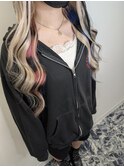 インナーカラーでド派手にイメチェン!