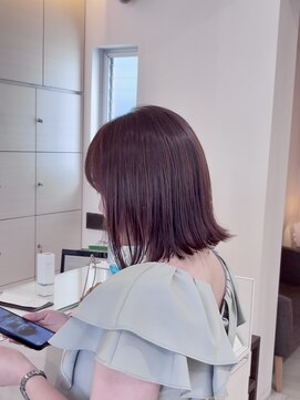 グラーツィェドゥーエ(GRAZIE due) 切りっぱなしボブ/外ハネボブ