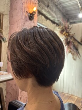 ロッソバイアルター 鎌取(ROSSO by aL-ter) 暗めカラー/グランマッシュ/デザインカラー/鎌取/石橋