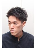 短髪ツーブロック束感アップバング刈り上げショートビジネス床屋
