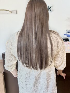 ラック 津田沼(LUCK) ミルクティベージュ/津田沼/韓国/ケアブリーチ/似合わせカット