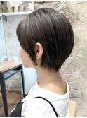 『岩田莉奈』新宿髪質改善　大人の魅力引き出す丸みショートボブ