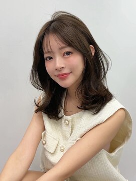 ジュイル シブヤ(JEWIL SHIBUYA) ミディアムくびれレイヤー