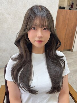 ミニム ヘアー(minim hair) 【minim×みく】誰でも巻きやすいレイヤーカット