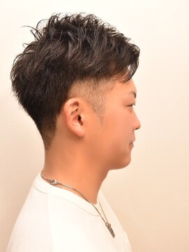 ヘアスタジオヘーフリヒ(HAIR STUDIO HoFLICH) 【THE2ショート】