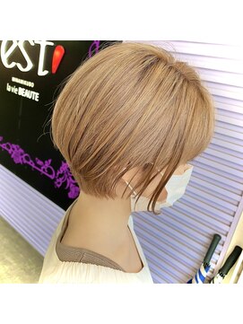 ラヴィボーテ エスト lavie BEAUTE est ミルクティーベージュ