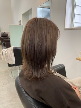 シャンクスヘア(SHANKS HAIR) 切りっぱなしミディアム
