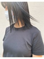 モルニ(MORNI)&nbsp;アッシュグレー_マロンベージュ Aラインボブ かきあげ