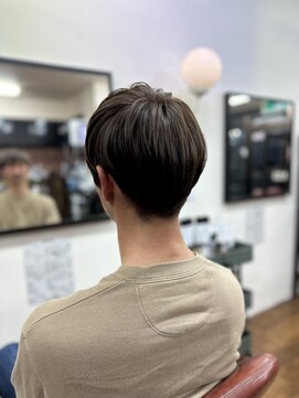 ヘアーサロン カラー 色彩店(COLOR) 刈り上げショートスタイル