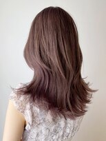 アイティー バイ アルバム 浦和店(IT by ALBUM)&nbsp;ピンクラベンダーレイヤー_斜めバンググレージュカラー_ba407232