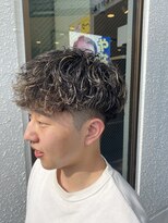 アンシェル(UNCHEL)&nbsp;スペインカールハイライトメンズパーマ