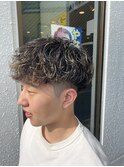 スペインカールハイライトメンズパーマ