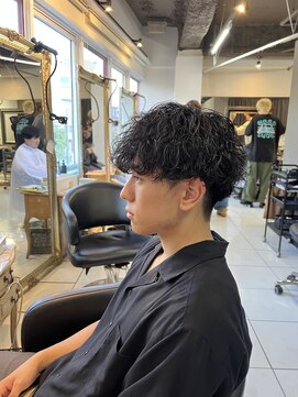 アイズ 海老名(AIZU) 波巻きスパイラルパーマ 波巻きパーマ スパイラルパーマ