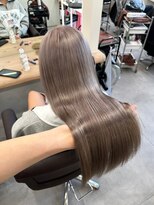 ベレーザ 渋谷(BELEZA)&nbsp;6658艶髪グレーベージュミルクティーアッシュ韓国レイヤーロング