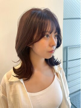 カノア(KANOA) 韓国風レイヤーカット外ハネくびれロブ透明感ベージュ