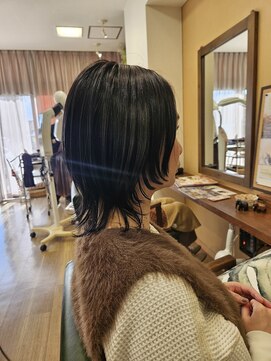 グリーンズ(Greens) 襟足長めウルフスタイル