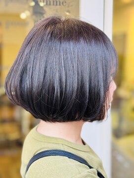 アウリンコ(aurinco) ショートボブ