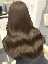 アマトウキョウスマートサロン(AMA TOKYO×Smart Salon)&nbsp;ヘーゼルベージュ　ブリーチなし　レイヤーカット　海外風