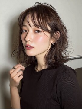 ハーツ(Heart's) ミディアムレイヤー×白髪ぼかしカラー３０代４０代５０代６０代