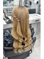 スタイル 横浜(STYLE)&nbsp;結婚式お呼ばれヘアセット／ハーフサイドロープ/横浜駅
