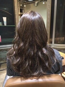 サロンドミルク 原宿(salon de MiLK) グレージュ