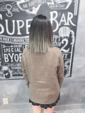 ルーツ(Root) ホワイトグラデーション