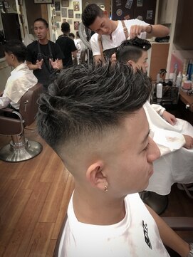 ハイスキンフェード Homme Hair Zero伊藤 L グルーマーズトウキョウ Groomer S Tokyo のヘアカタログ ホットペッパービューティー
