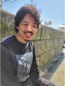 バグスドゥア(Bagus dua) メンズパーマ【バグスドゥア吉田】