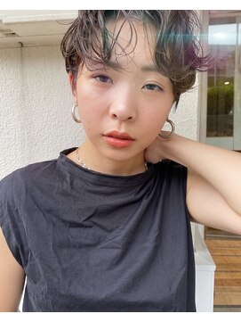 ムジーク(Musiiik) 大人カジュアルなショートパーマ