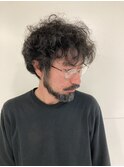 ヒゲとメガネとクルクルパーマ！