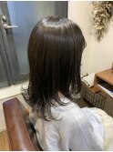 レイヤーカット×グレージュカラー