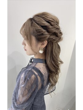 デュールイースト(Duul East) ハーフアップ