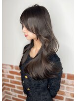 エニー 栄(Any)&nbsp;韓国風くびれヘア×ダスティーグレージュ２